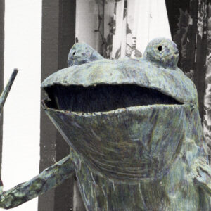 Peace Frog statue